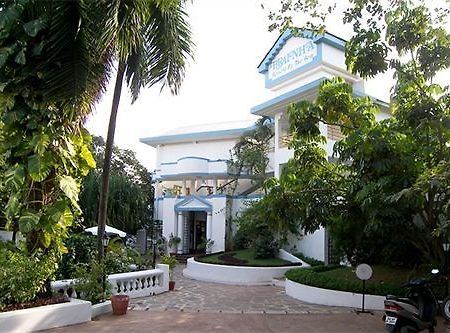 Prainha Resort By The Sea Taleigao Exterior photo