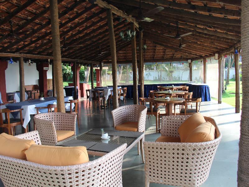 Prainha Resort By The Sea Taleigao Exterior photo