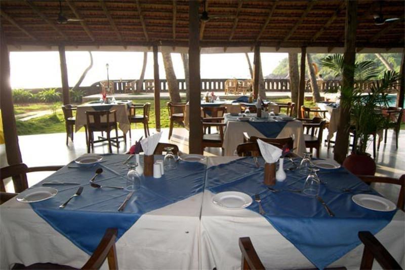 Prainha Resort By The Sea Taleigao Exterior photo