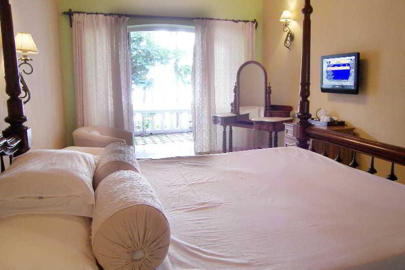 Prainha Resort By The Sea Taleigao Exterior photo